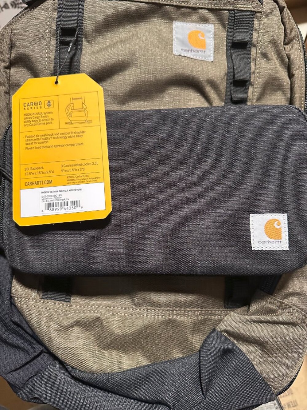 Carhartt 20 L Cargo Series Daypack + 3 Can Cooler
